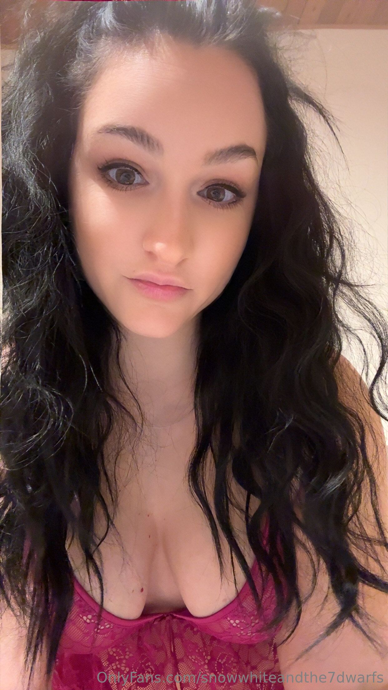 LilSnowwhite (@snowwhiteandthe7dwarfs) auf OnlyFans